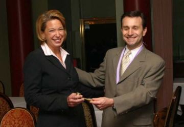 2006